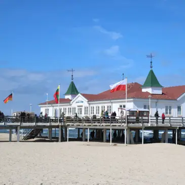 Pier in Ahlbeck - H+ Hotel Ferienpark Usedom - Official website